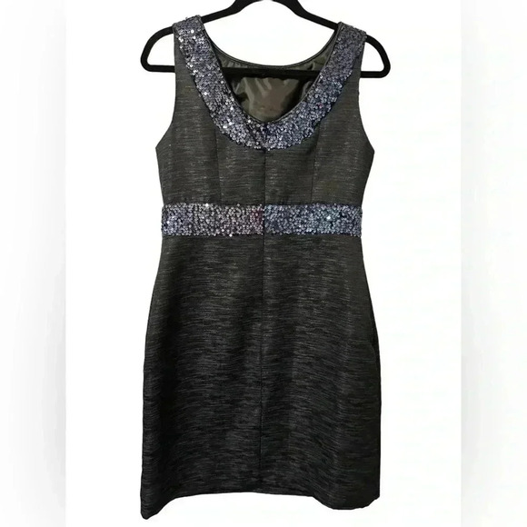 Evan Picone Midnight Blue/Black Sequined Sheath. Like new condition. Size 10. - Picture 2 of 9
